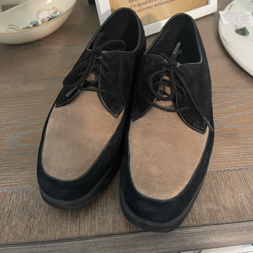 Women’s Vintage Hushpuppies Suede Oxford Shoes